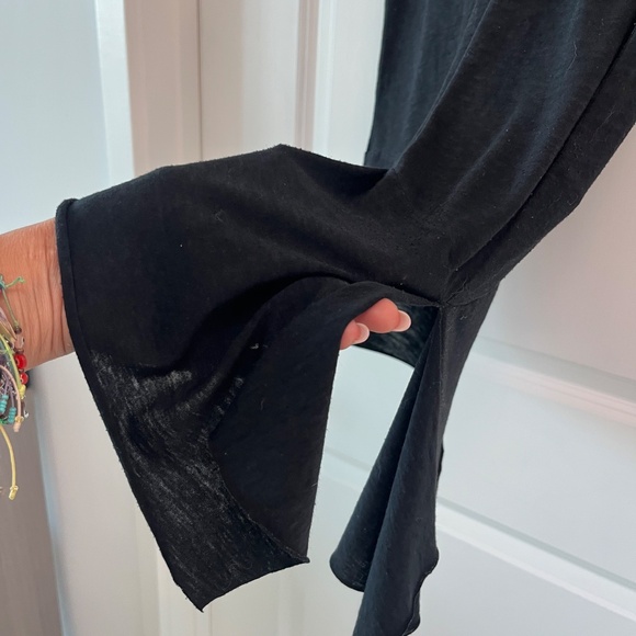 AllSaints Black Asymmetrical Hem Sleeveless Top Size S - Picture 3 of 10